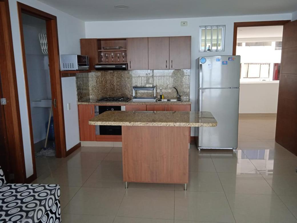 Apartamentos En Palmetto Cartagena Exterior photo